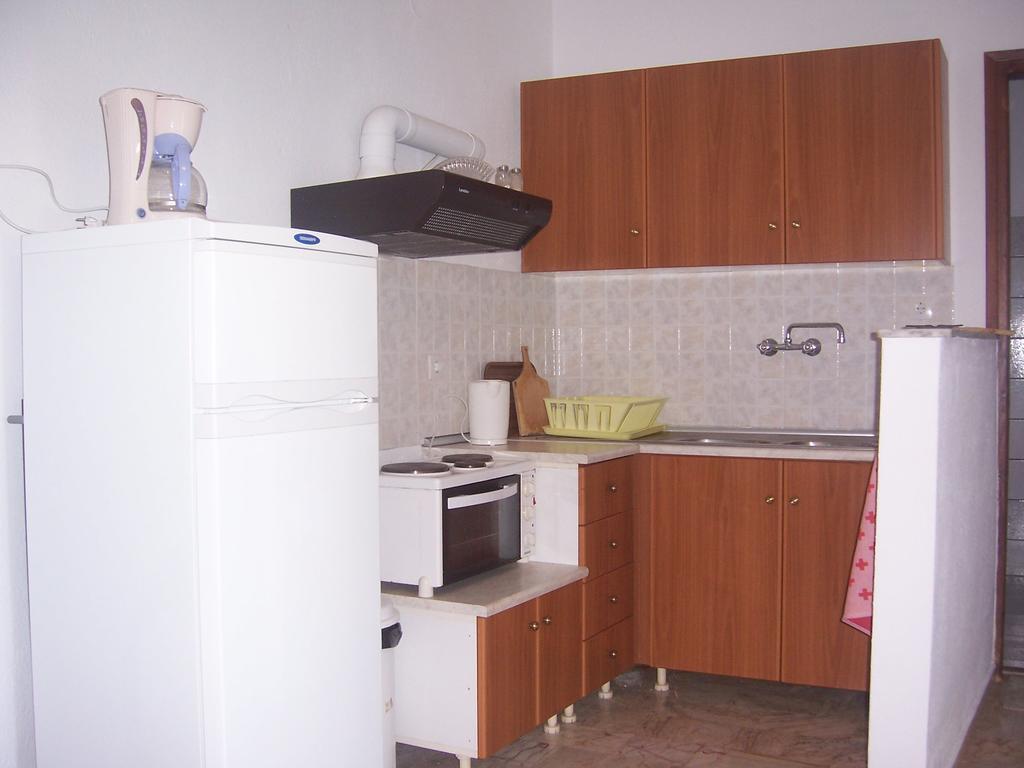 Milina Apartments Extérieur photo