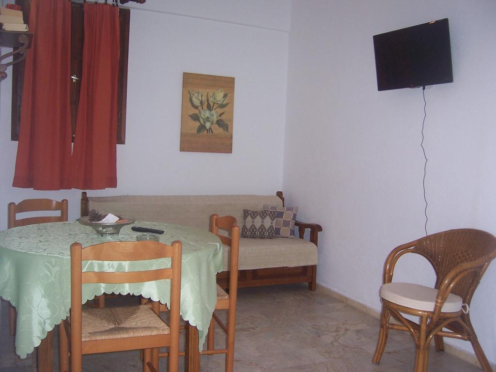 Milina Apartments Extérieur photo